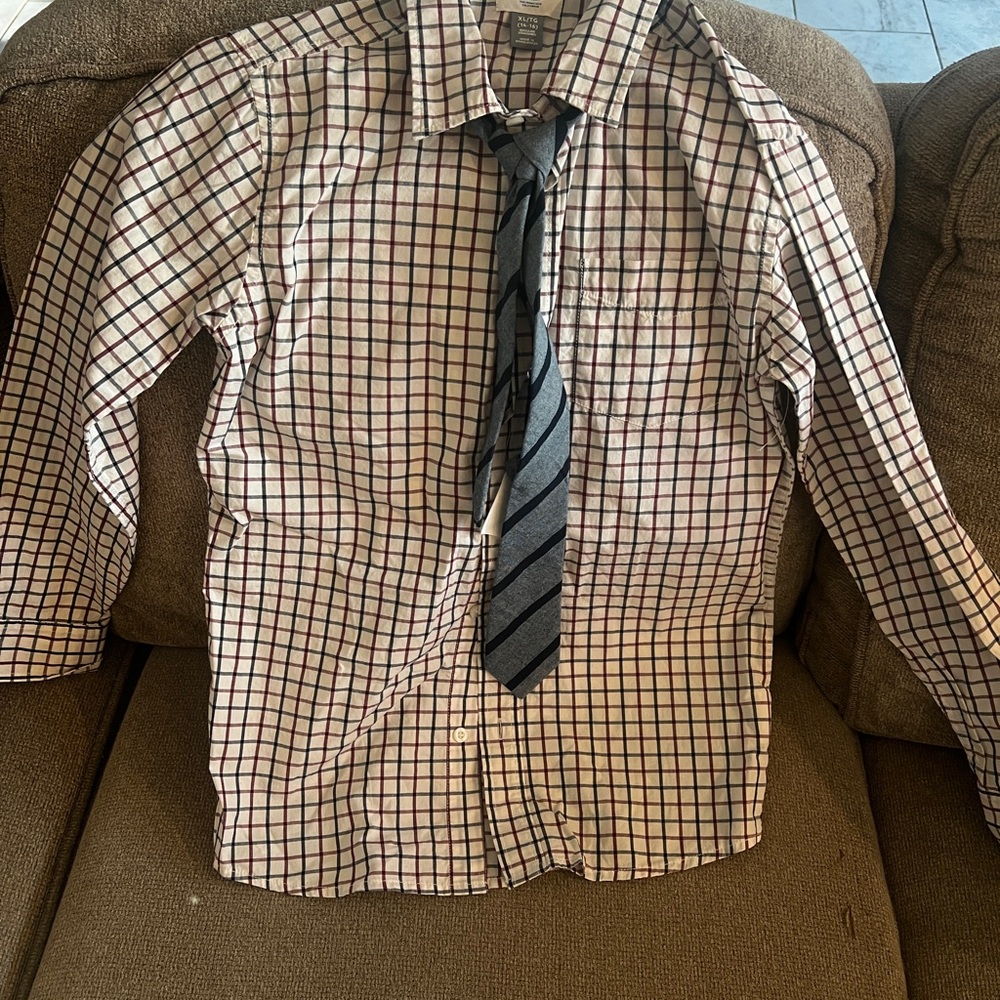 Old Navy Boy’s Plaid Dress Shirt - Black, White, Red with tie